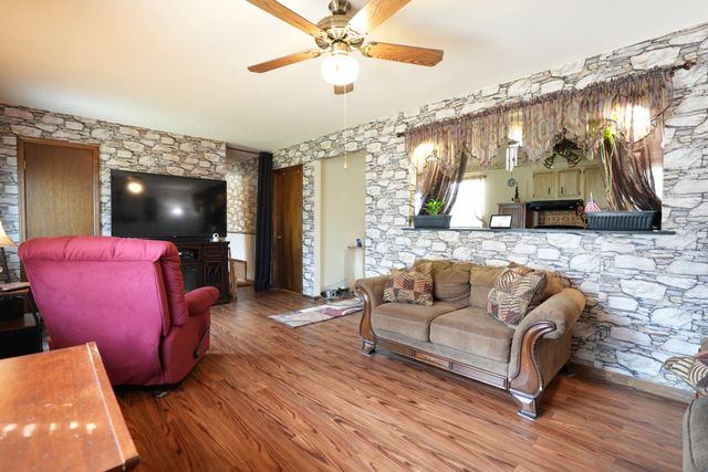 760 ROOSEVELT BLVD, Clayton, NJ 08312