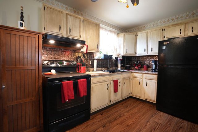 760 ROOSEVELT BLVD, Clayton, NJ 08312