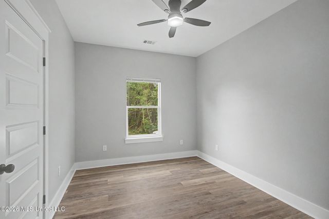 212 Avenue B, Waveland, MS 39576