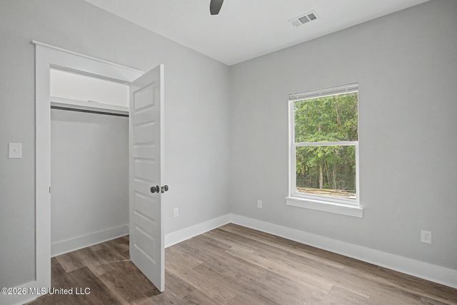 212 Avenue B, Waveland, MS 39576