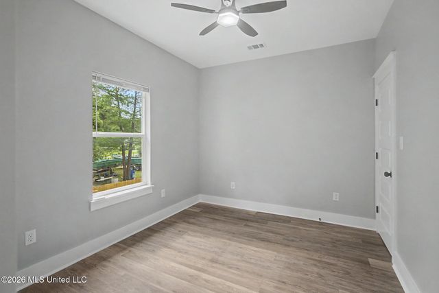 212 Avenue B, Waveland, MS 39576