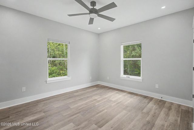 212 Avenue B, Waveland, MS 39576