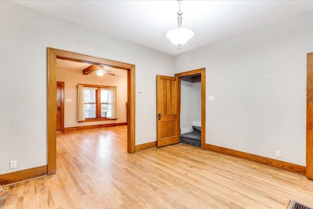 1026 N Perry Ave, Wichita, KS 67203