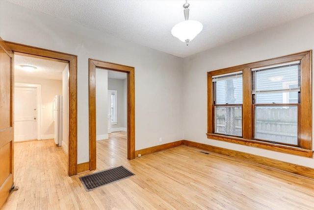 1026 N Perry Ave, Wichita, KS 67203