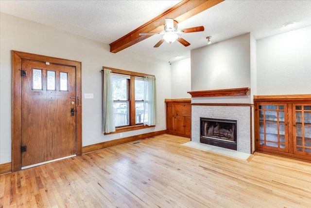 1026 N Perry Ave, Wichita, KS 67203