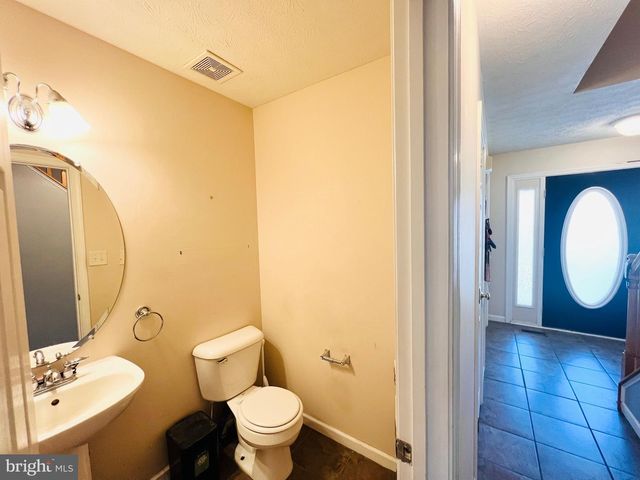 213 FOREST AVE, Colonial Beach, VA 22443