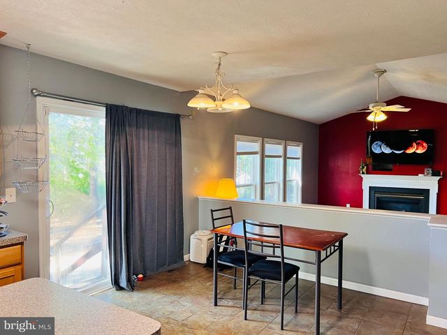 213 FOREST AVE, Colonial Beach, VA 22443