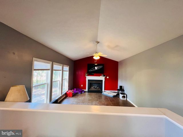 213 FOREST AVE, Colonial Beach, VA 22443