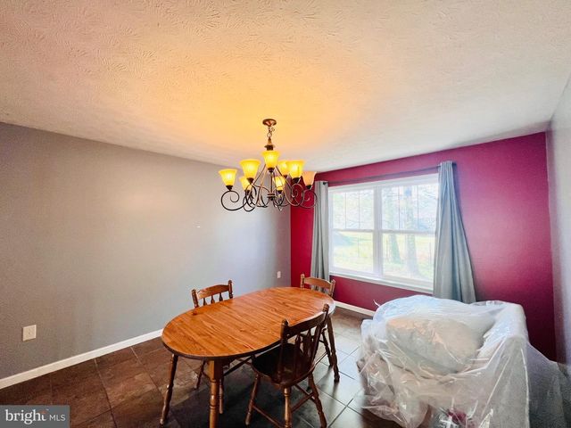 213 FOREST AVE, Colonial Beach, VA 22443