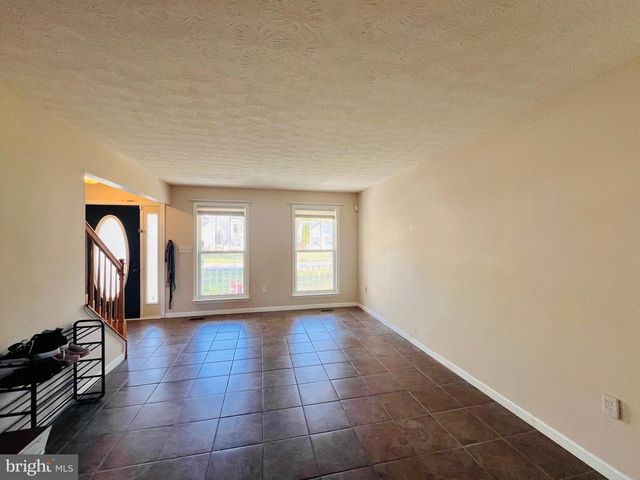 213 FOREST AVE, Colonial Beach, VA 22443