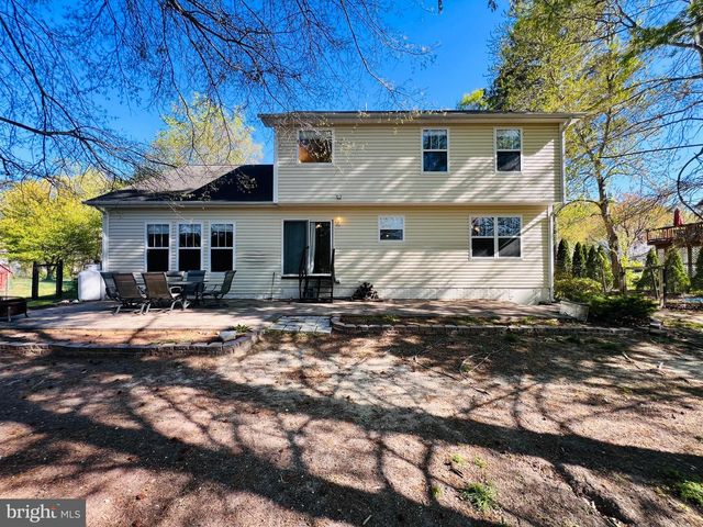 213 FOREST AVE, Colonial Beach, VA 22443
