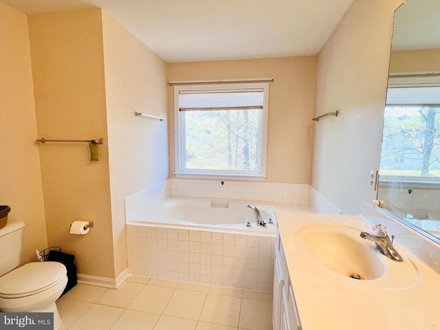 213 FOREST AVE, Colonial Beach, VA 22443