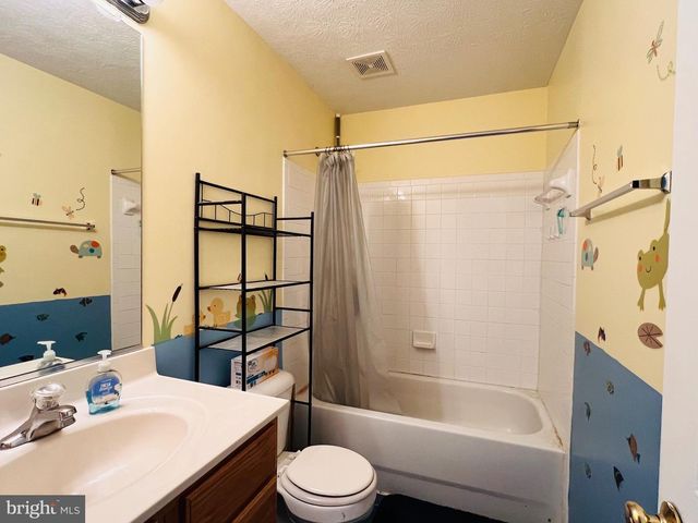 213 FOREST AVE, Colonial Beach, VA 22443
