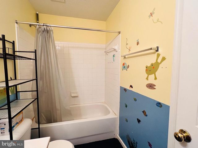213 FOREST AVE, Colonial Beach, VA 22443