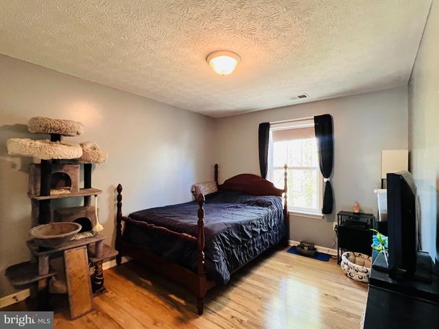 213 FOREST AVE, Colonial Beach, VA 22443