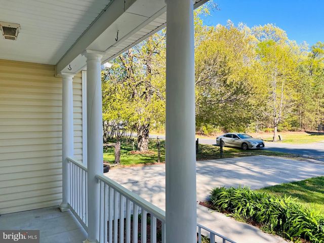 213 FOREST AVE, Colonial Beach, VA 22443