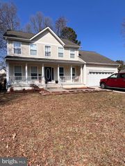 213 FOREST AVE, Colonial Beach, VA 22443