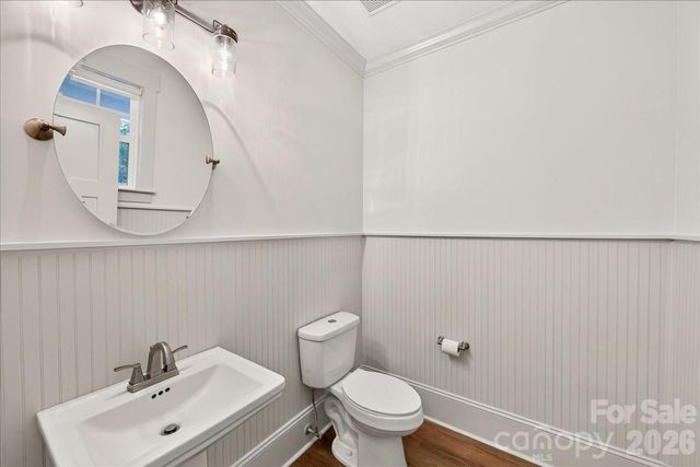 701 Seldon Drive, Charlotte, NC 28216