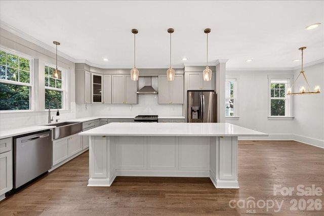 701 Seldon Drive, Charlotte, NC 28216