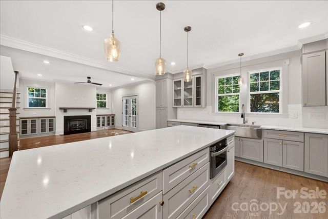701 Seldon Drive, Charlotte, NC 28216