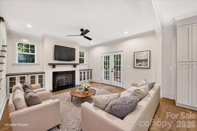 701 Seldon Drive, Charlotte, NC 28216