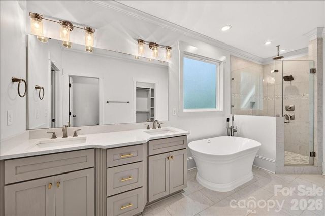 701 Seldon Drive, Charlotte, NC 28216