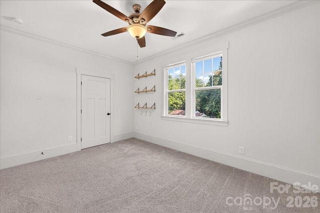 701 Seldon Drive, Charlotte, NC 28216