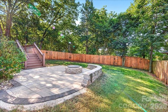 701 Seldon Drive, Charlotte, NC 28216