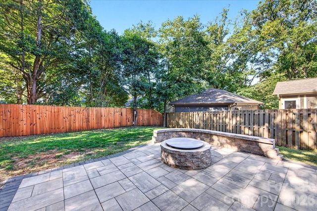 701 Seldon Drive, Charlotte, NC 28216