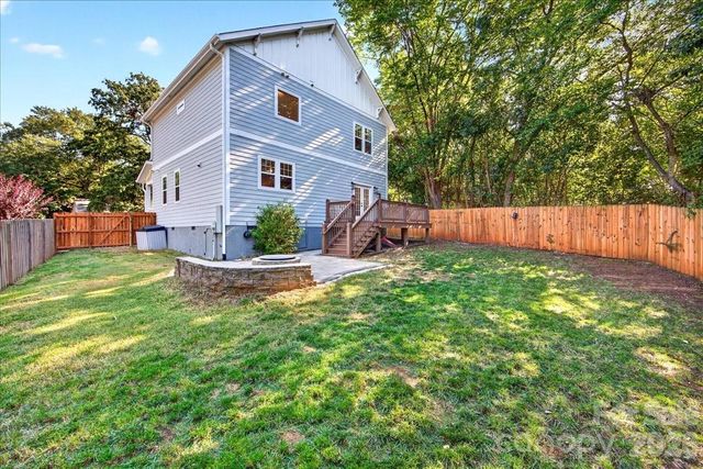 701 Seldon Drive, Charlotte, NC 28216