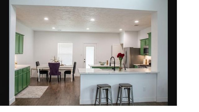9907 Garnet Falls Drive, Rosharon, TX 77583