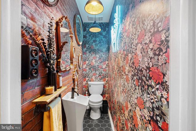 2629 ASPEN ST, Philadelphia, PA 19130