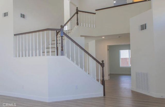 12242 San Ysidro St, Victorville, CA 92392