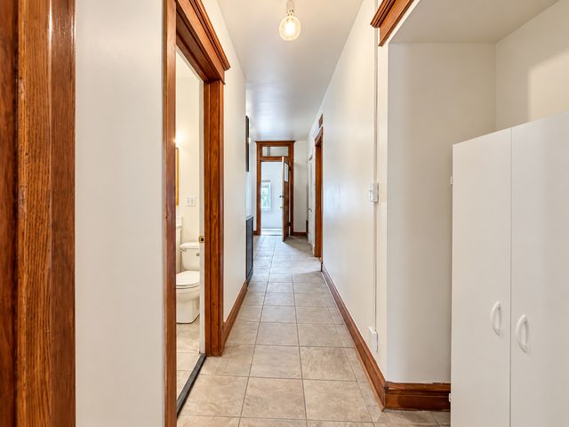 1438 N Central Park Avenue, Chicago, IL 60651
