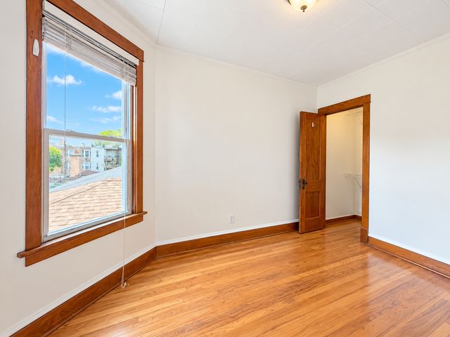 1438 N Central Park Avenue, Chicago, IL 60651