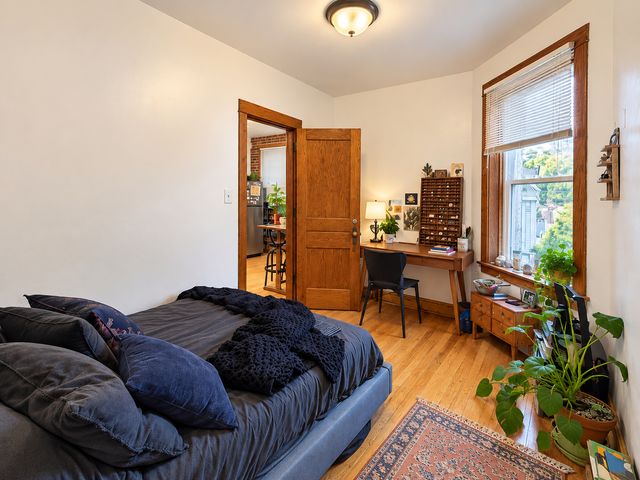 1438 N Central Park Avenue, Chicago, IL 60651