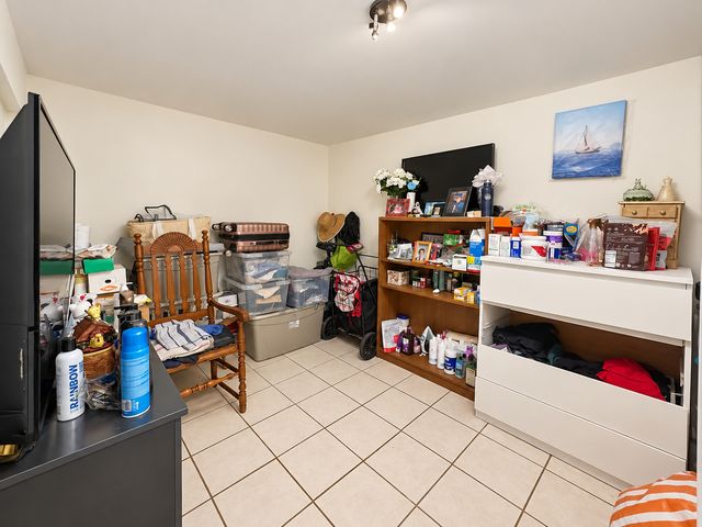 1438 N Central Park Avenue, Chicago, IL 60651