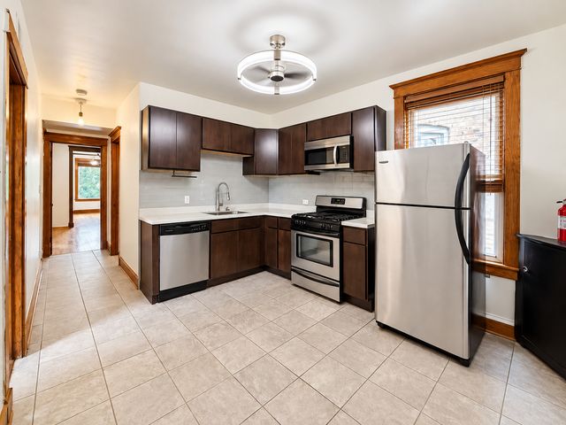 1438 N Central Park Avenue, Chicago, IL 60651