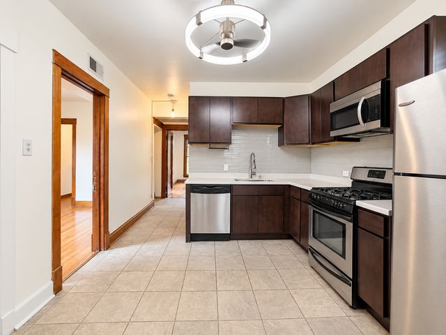 1438 N Central Park Avenue, Chicago, IL 60651
