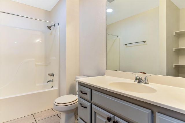 1026 W Coffin Street 102, Denison, TX 75020