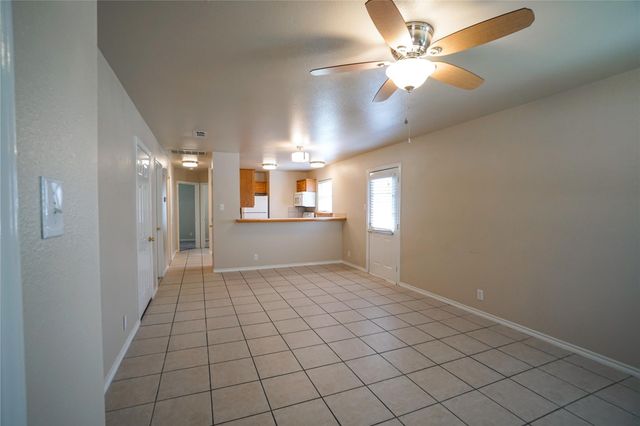 1026 W Coffin Street 102, Denison, TX 75020