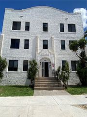2961 SW 5th St 19, Miami, FL 33135