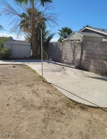 4575 Stemrose Way, Las Vegas, NV 89122