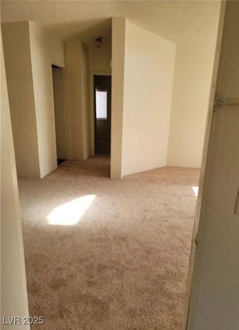 4575 Stemrose Way, Las Vegas, NV 89122