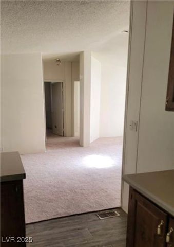 4575 Stemrose Way, Las Vegas, NV 89122