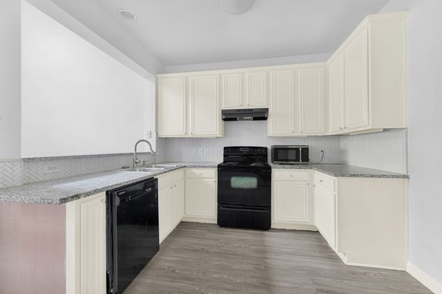 2603 Durango Ridge Drive, Bedford, TX 76021