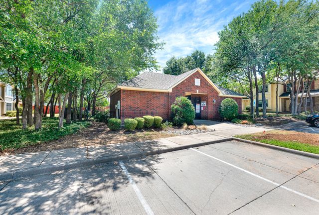 2603 Durango Ridge Drive, Bedford, TX 76021
