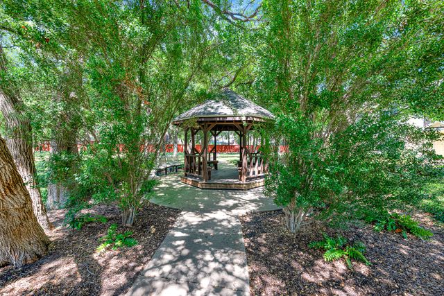 2603 Durango Ridge Drive, Bedford, TX 76021