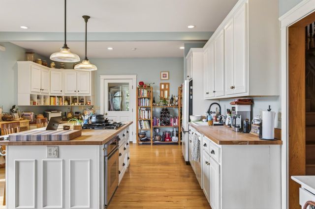 751 Main Road, Stamford, VT 05352