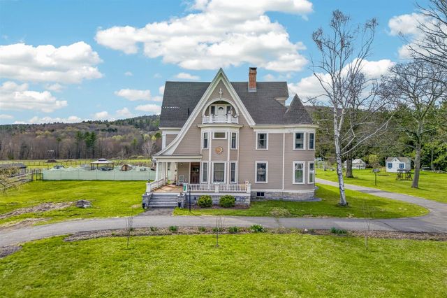 751 Main Road, Stamford, VT 05352